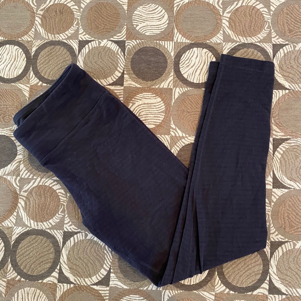 Aritzia TNA Navy Cotton Leggings